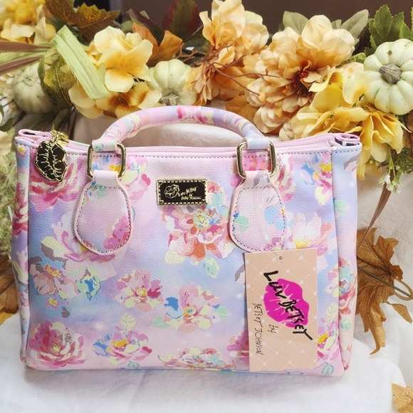 Betsey Johnson Handbags - NWT LUV BETSEY SATCHEL